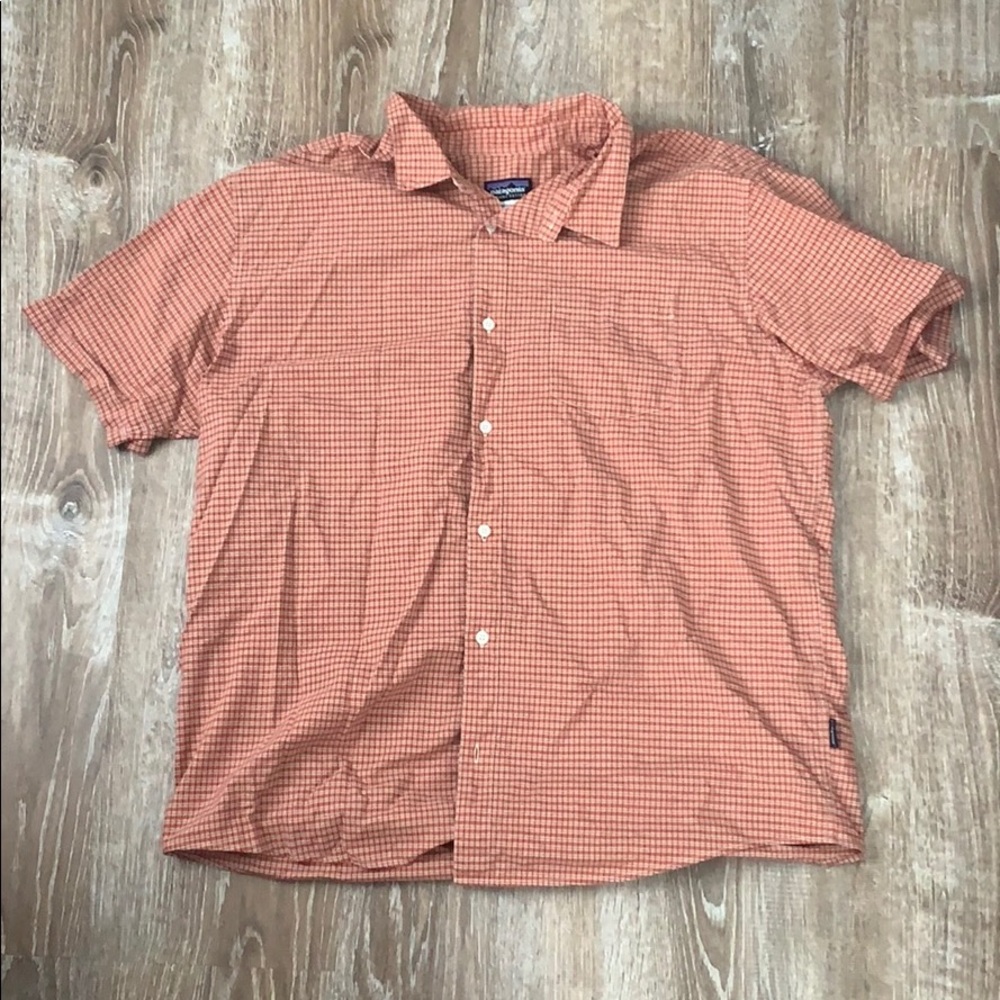 Red Patagonia XL Short Sleeve Button Down